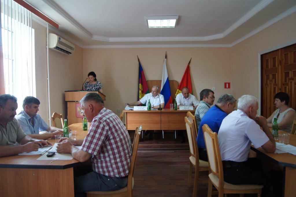 Сессия Совета Тбилисского района
